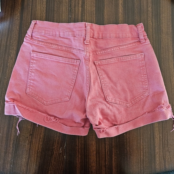 Gap Denim Peach Pink Jeans 3 Inch Shorts Rolled Cuffed Frayed Hem Size 25 R GUC - Picture 2 of 9